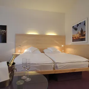 hotel-dap.praguehotelsweb.com/