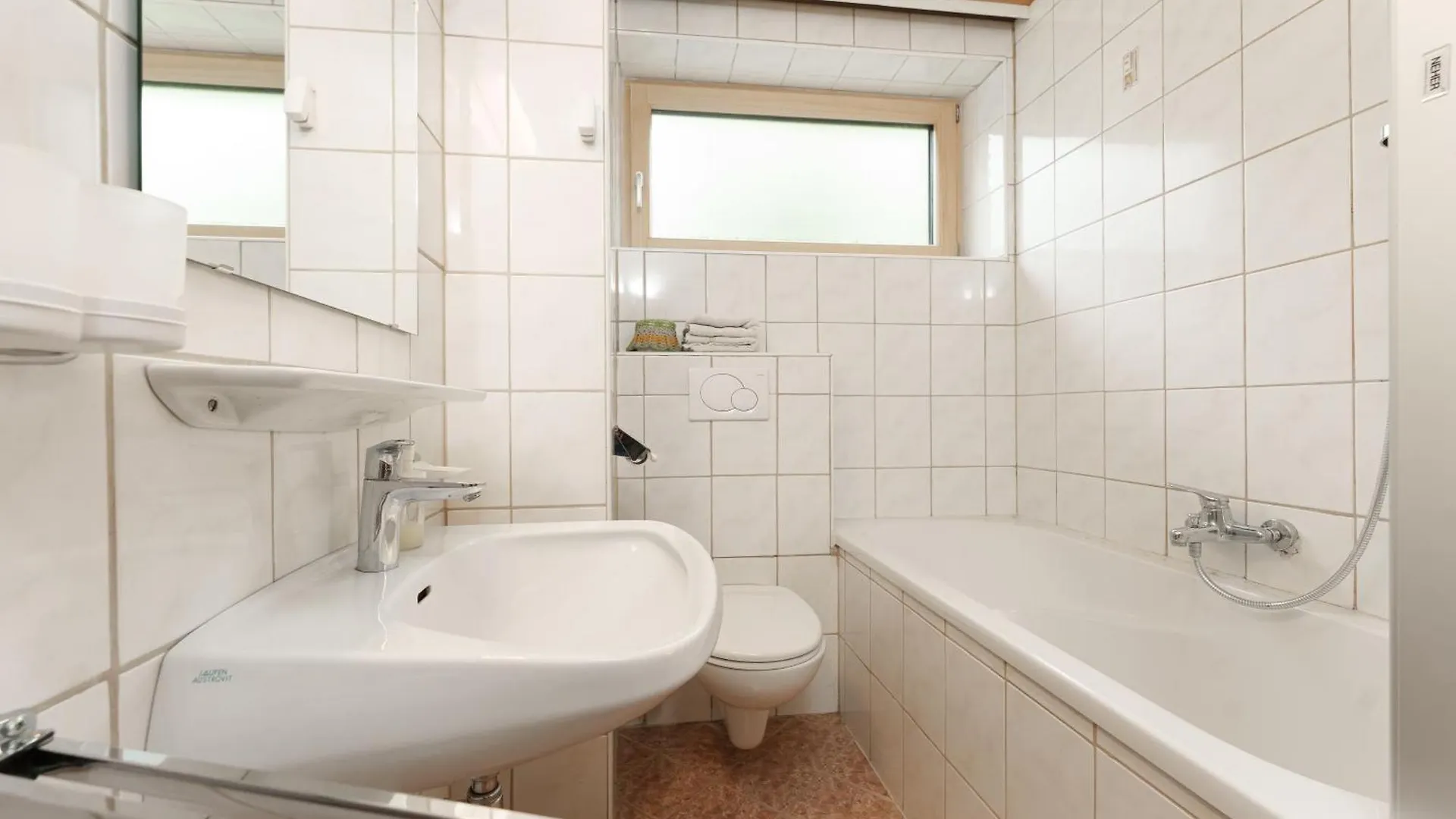 Gaestehaus Scheiber Solden Homestay